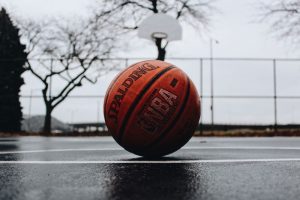 Er basketball en sportsgren for børn?